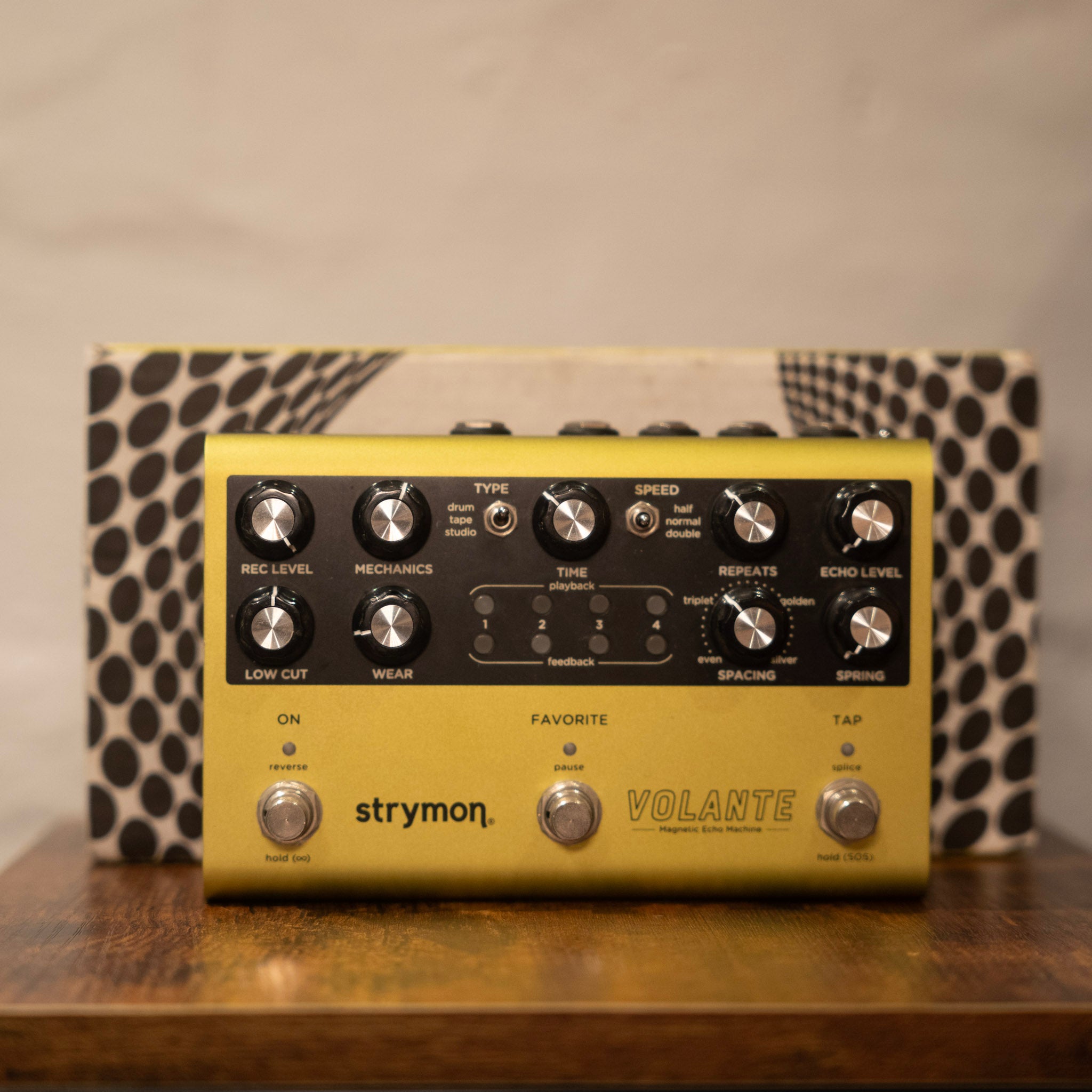 Strymon Volante with bonus Multiswitch PLUS (Second Hand)