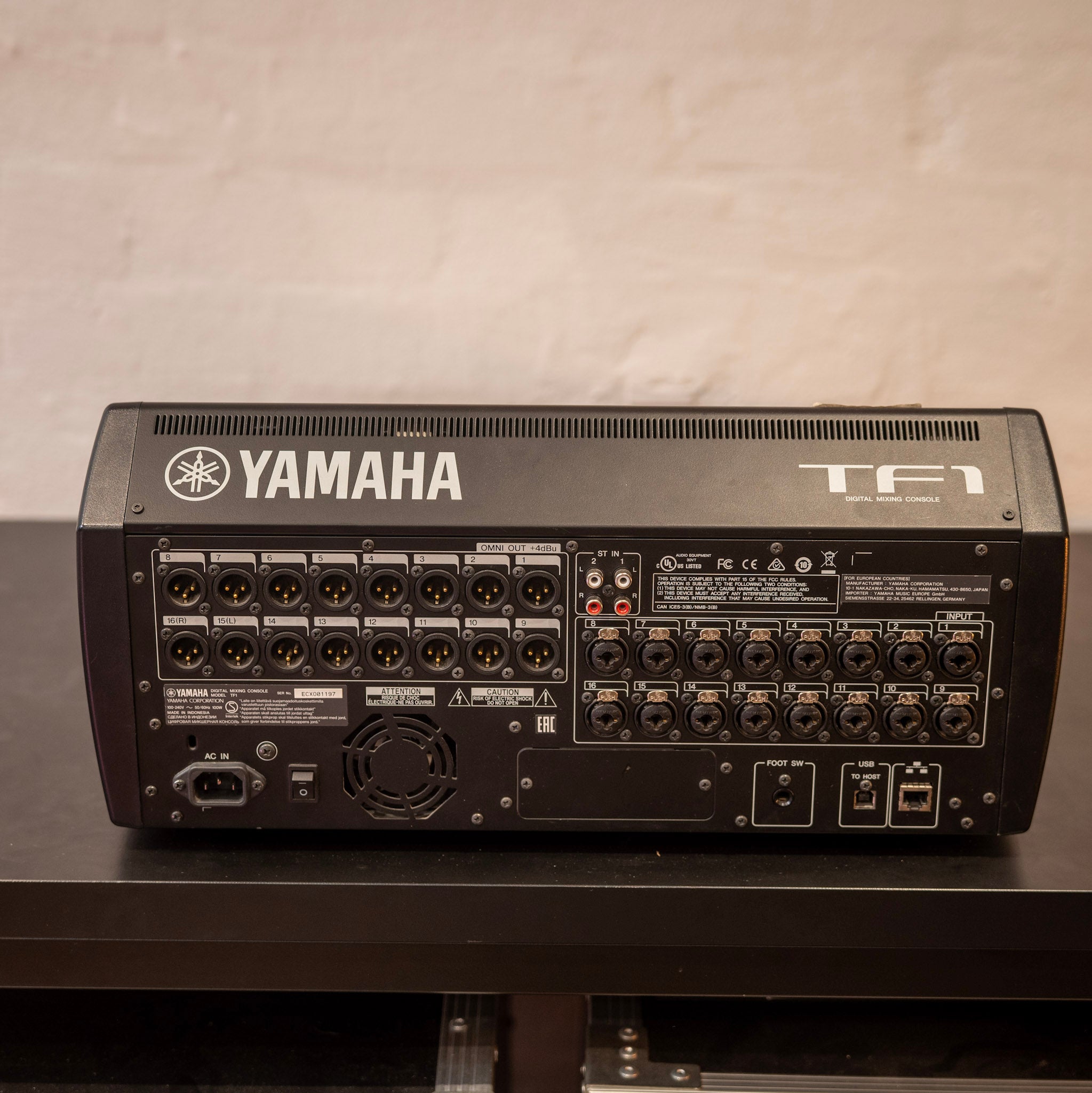 Yamaha TF1 Digital Mixer (Refurbished)