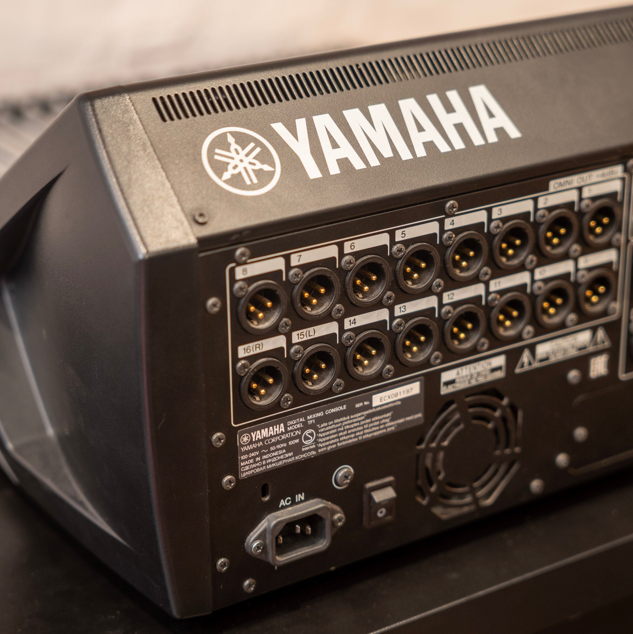 Yamaha TF1 Digital Mixer (Refurbished)