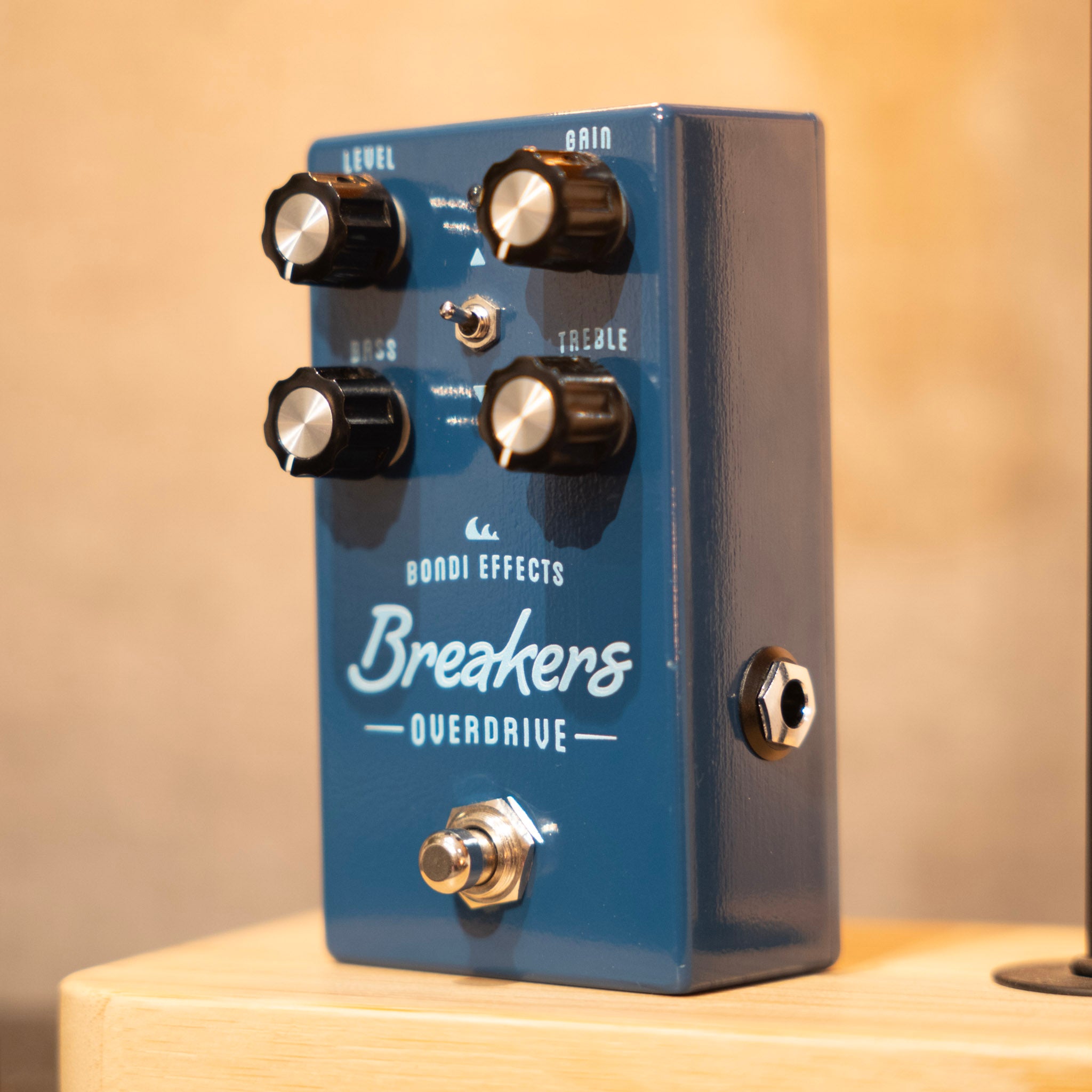 Bondi Effects Breakers (Pre-Owned)