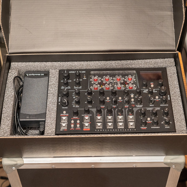 Game Changer Motor Synth MK2 (Pre-Owned) - Box